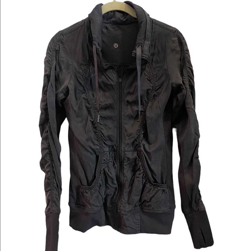 Lululemon Cool Down Reversible Jacket - image 2